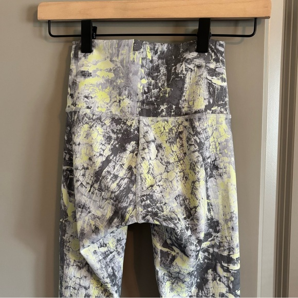 Lululemon Wunder Train High-Rise Tight Leggings 28" Cinder Grain Smoked Spruce - Picture 5 of 6